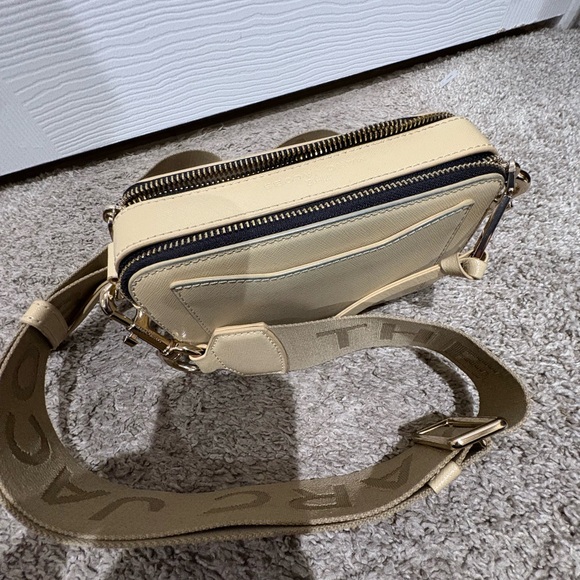 Like new worn a few times retails for 325 plus tax - Picture 10 of 11